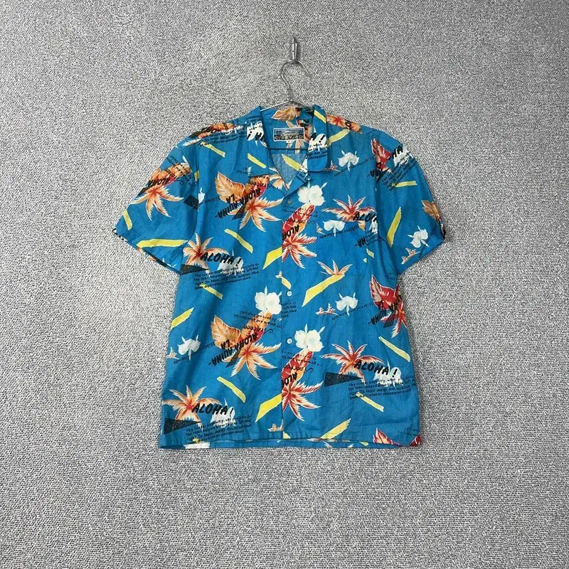 Tropical Hawaiian bloo short sleeve shirt M