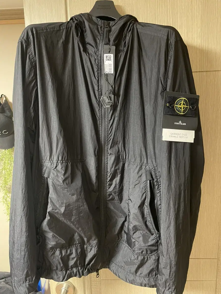 Stone Island 40522 Crinkleclap Nylon Garment Dyed Hooded Jacket Black