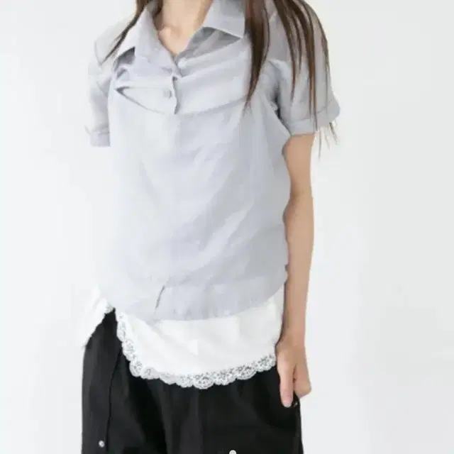 오무수히 silky layered half shirts 실버