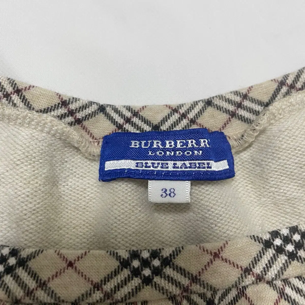 [BURBERRY]버버리 여성 잔체크 티셔츠