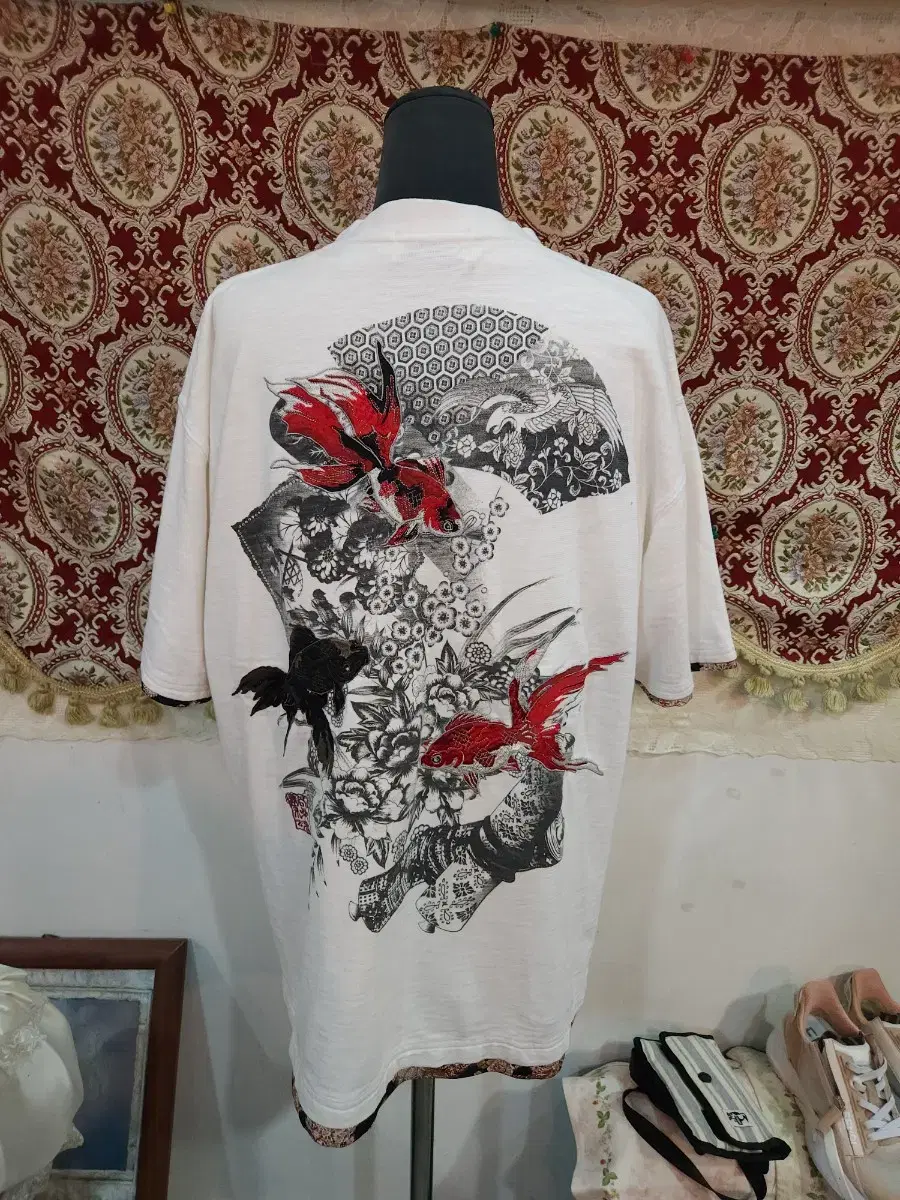 Karakuritamashi Embroidered Vahn Palti