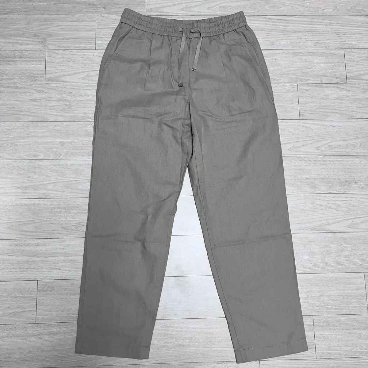 Shirtless Linen Pants