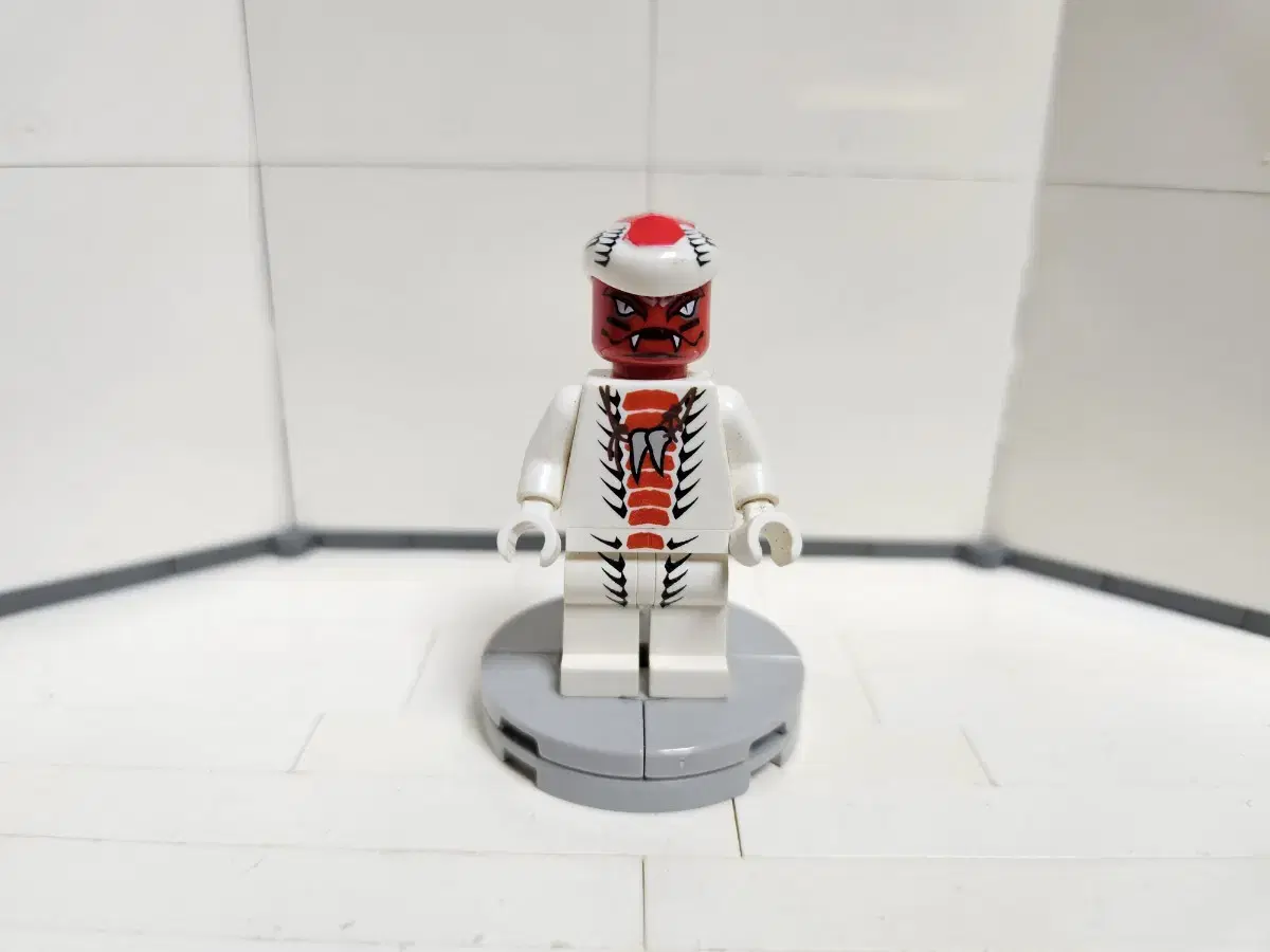 LEGO NINJAGO Minifigure Snappa