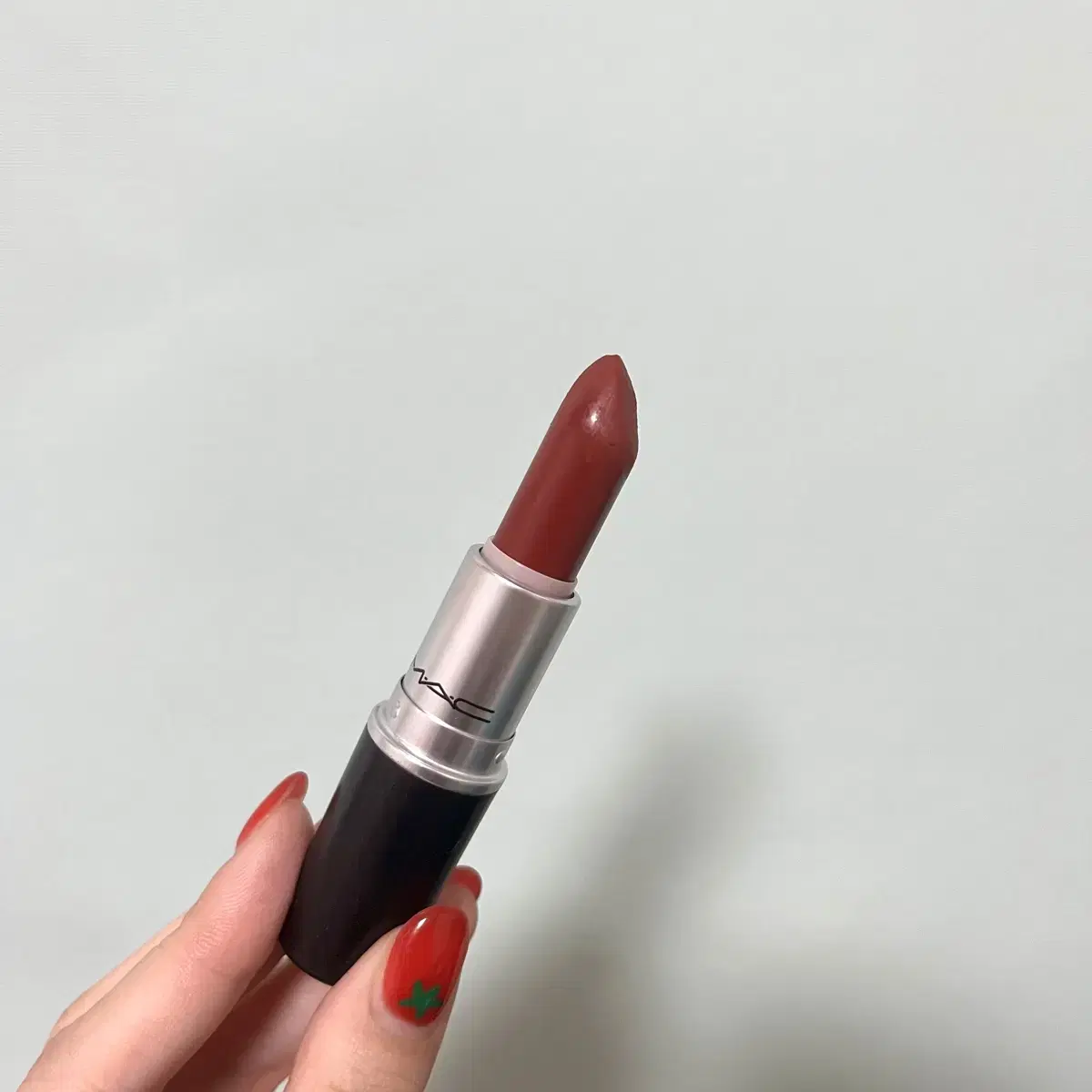 Mac limited edition lipstick, Lee Hae-in