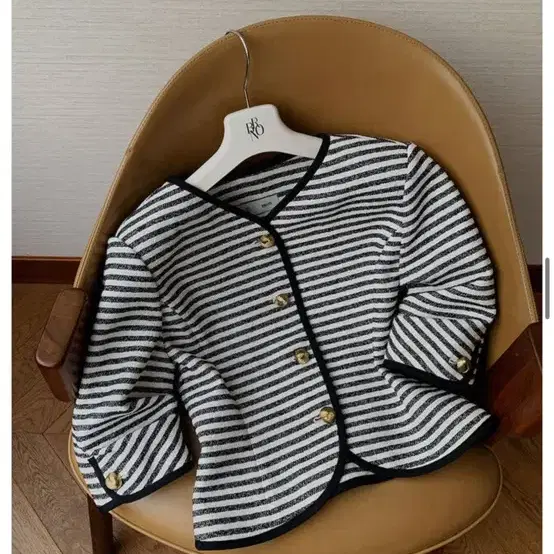 브론(bronn) 24SS B STRIPE PUFF JACKET