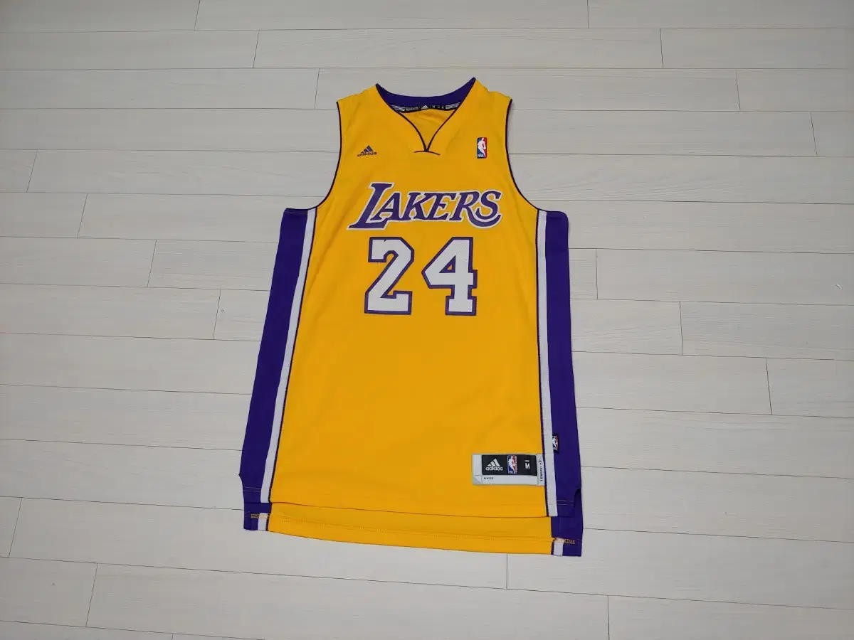 105 Adidas Kobe Lakers 24 Swingman Jersey NBA