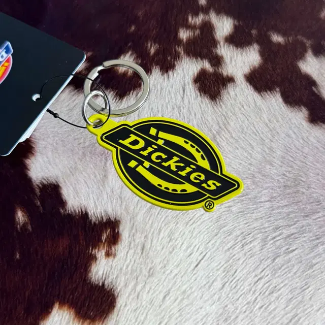 dickies icon key holder