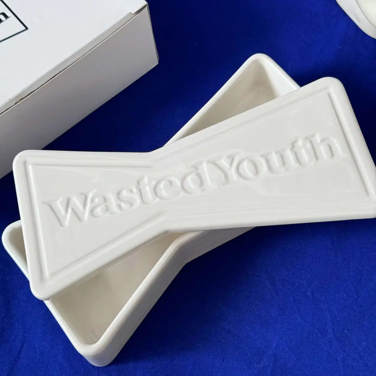 wasted youth ribbon ceramic box