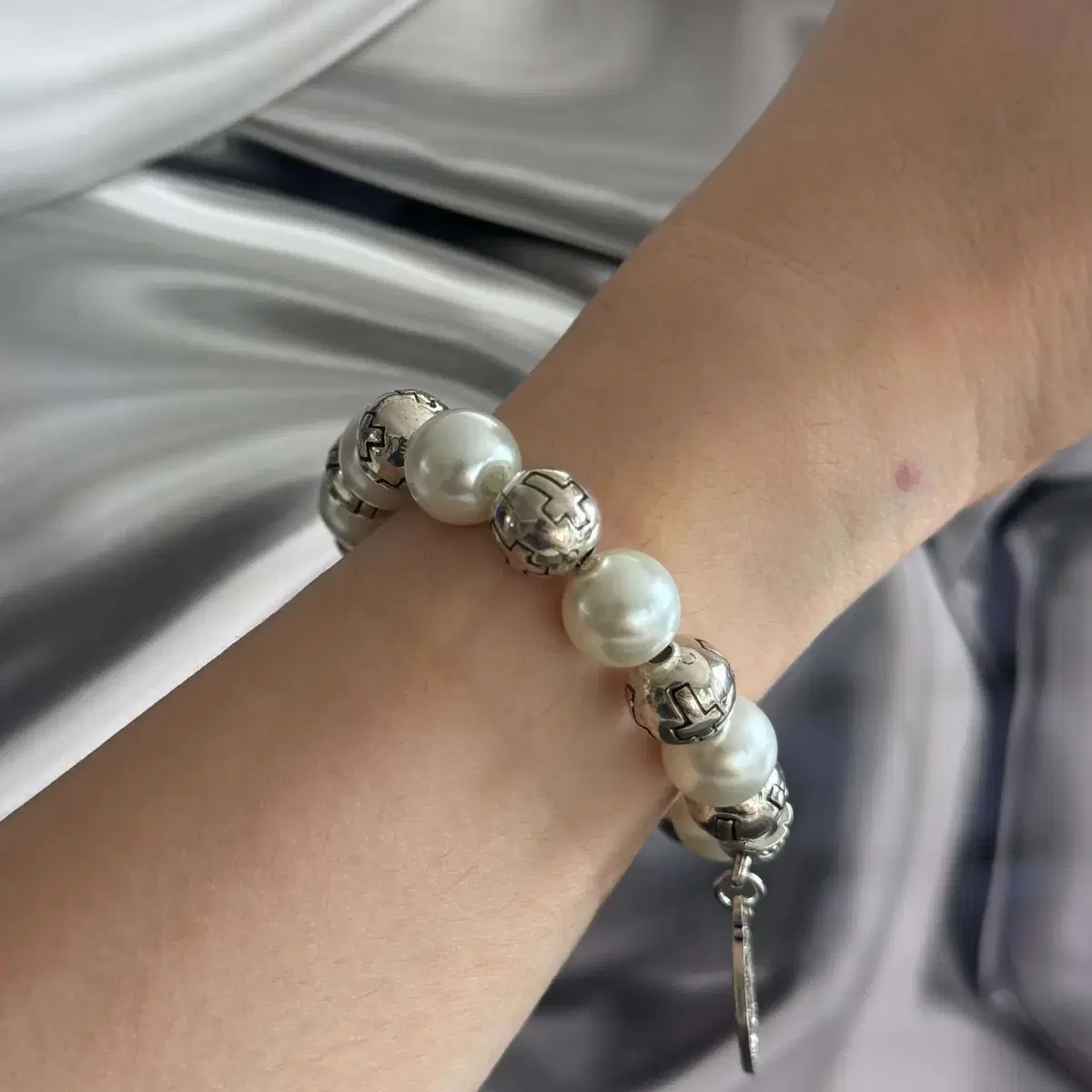 pad pearl bracelet