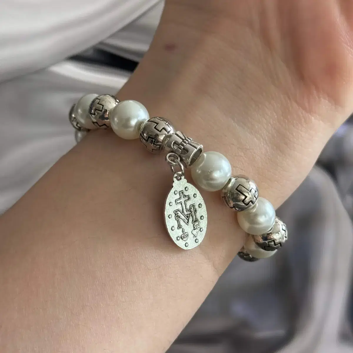 pad pearl bracelet