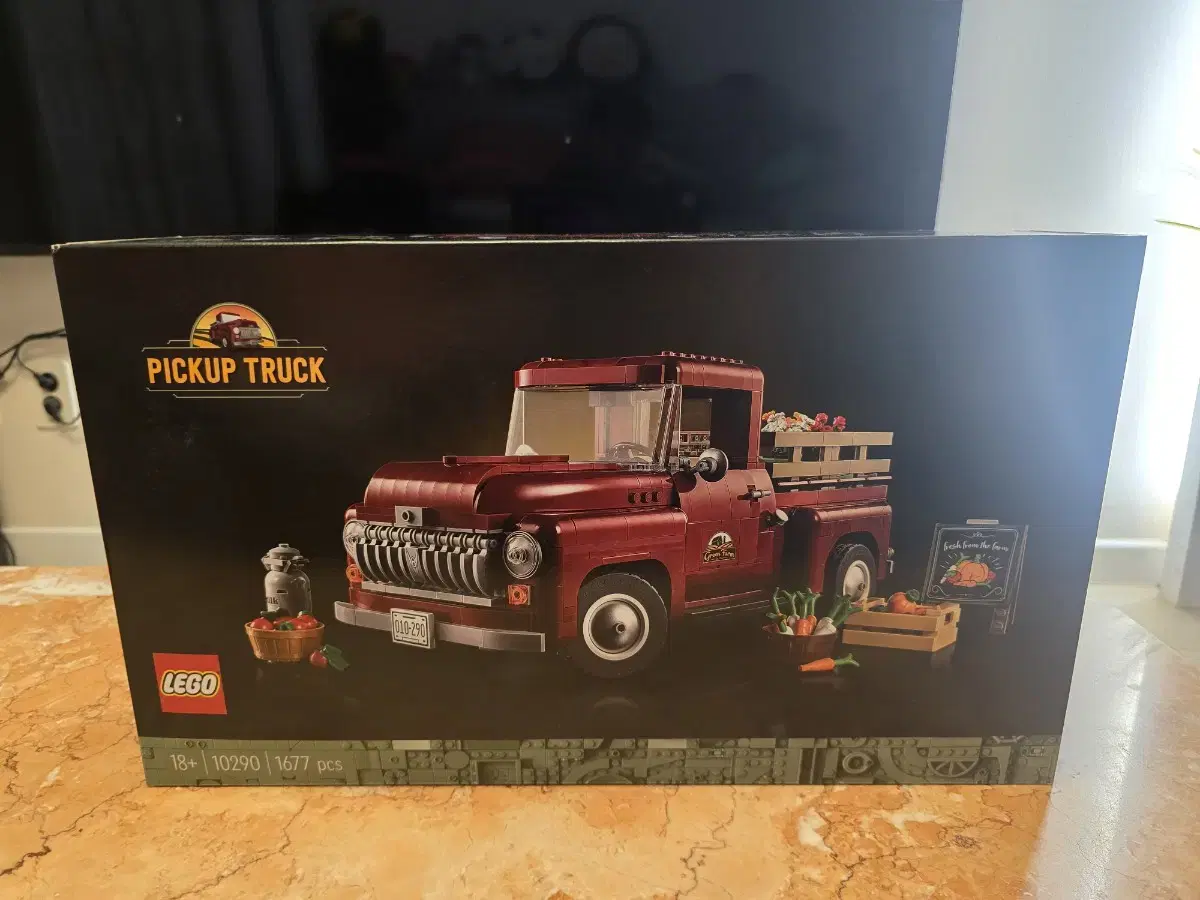 LEGO 10290 Pickup Truck