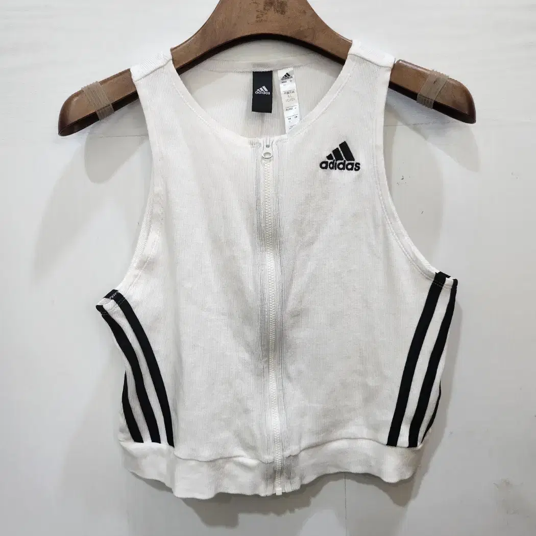 M,95 )) adidas 아디다스 크롭집업 나시티셔츠!