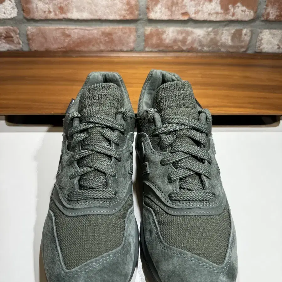 뉴발란스 SuperFabric x 997 Made in USA Olive