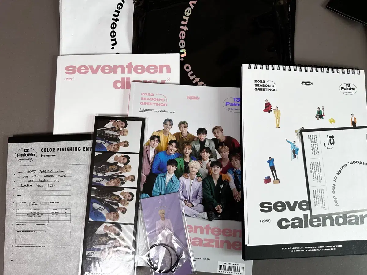 SEVENTEEN 2022 SeasonGreening