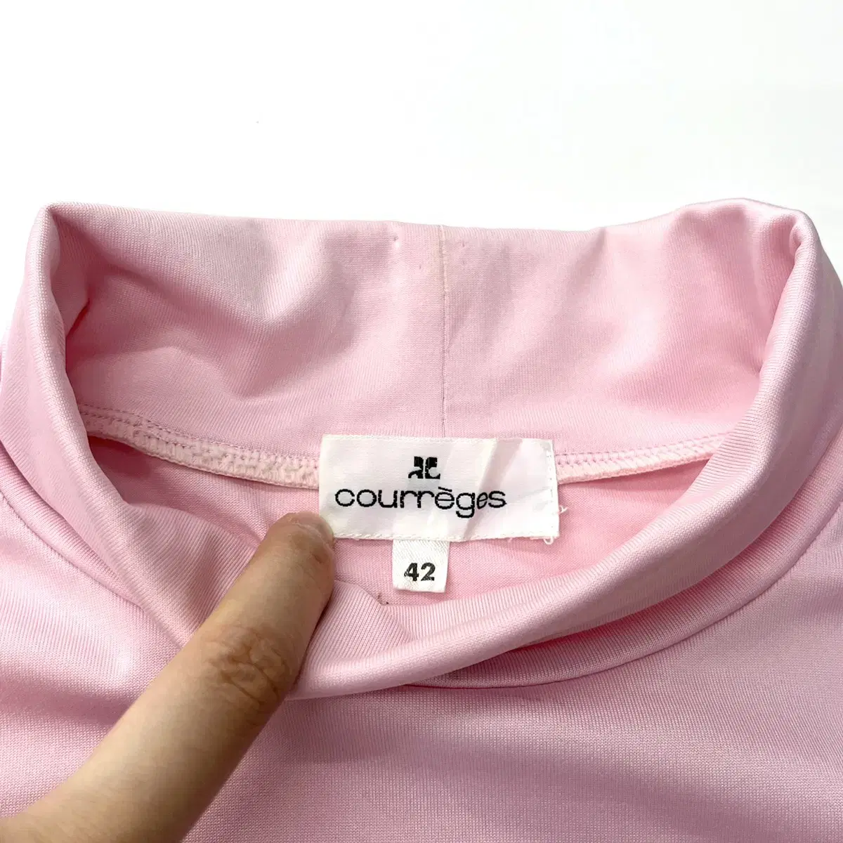 Courreges 꾸레쥬 하이넥 롱 슬리브 핑크