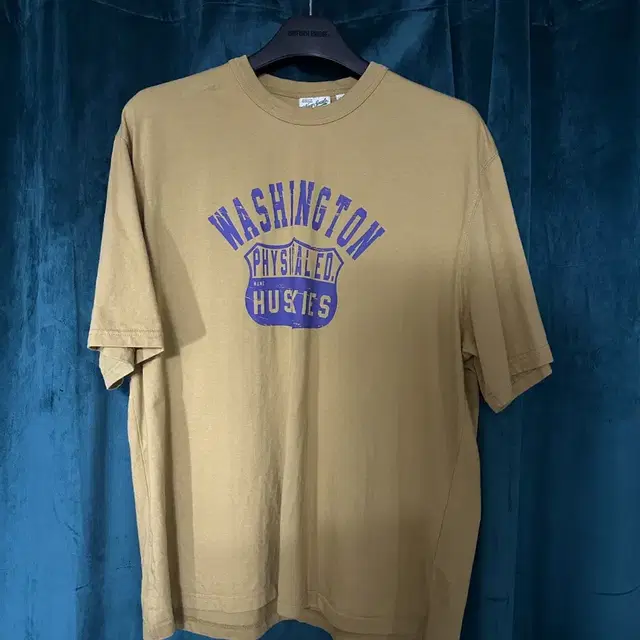 유니폼브릿지 goldenwest s/s tee butter gold