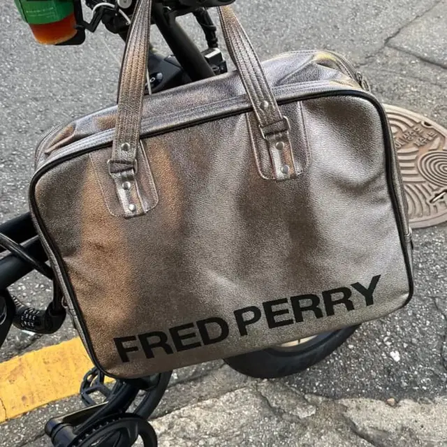 Fred Perry 프레드페리 실버랩 토트백