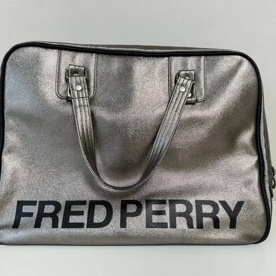 Fred Perry 프레드페리 실버랩 토트백