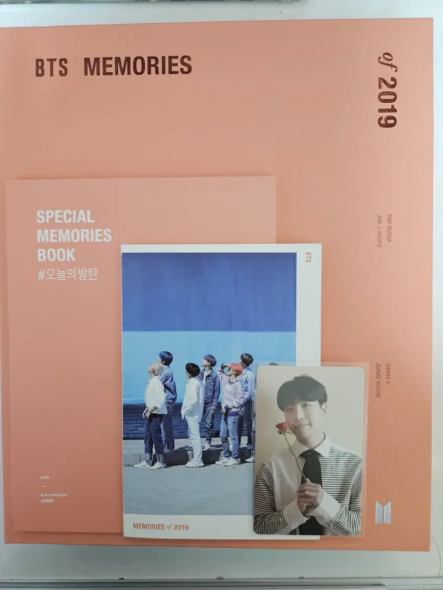 2019 bangtan Full set including Memories O.Bang, postcard, photocard 