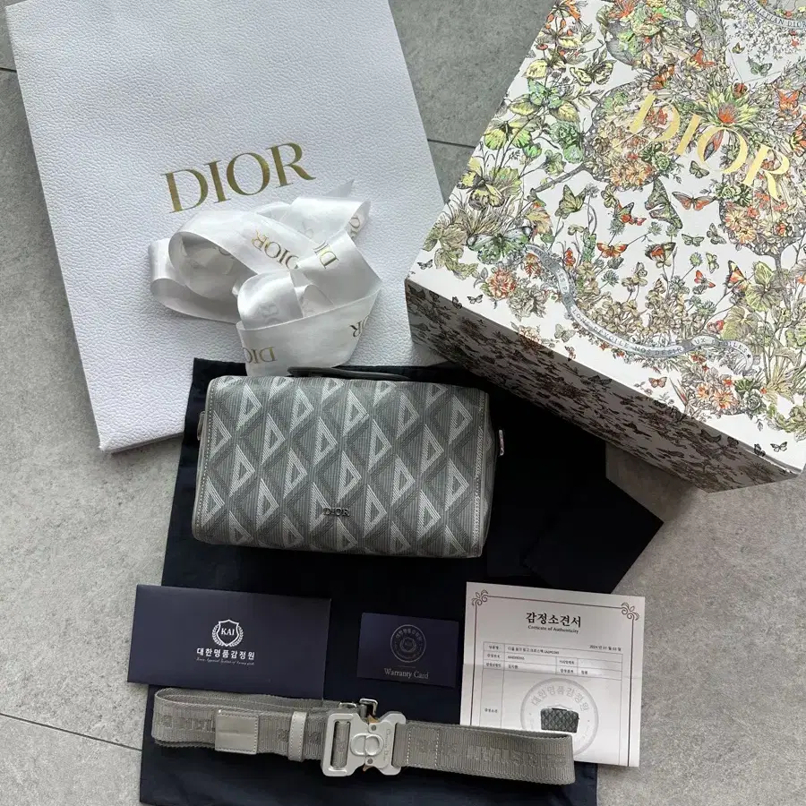 DIOR 디올 남성 힛더로드 다이아몬드 자카드 링고트 22 크로스백