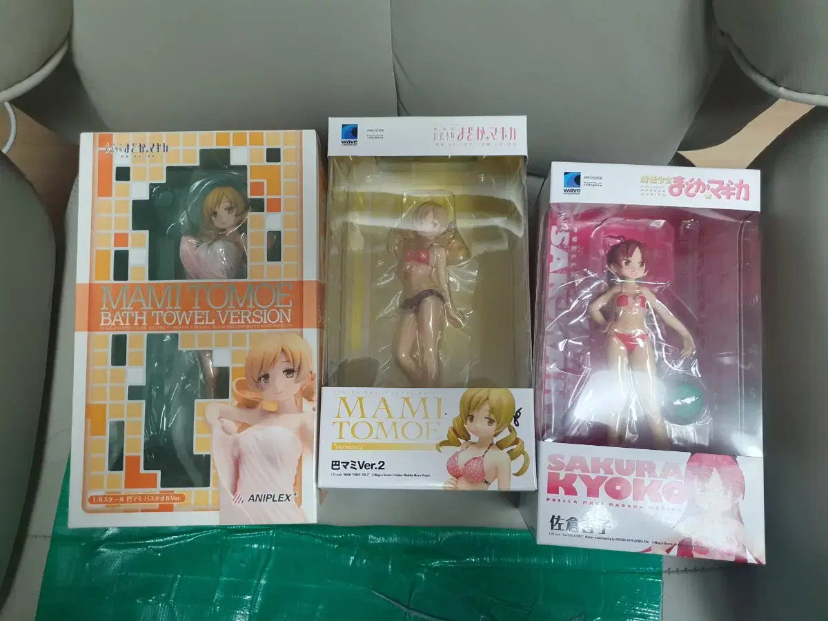 [Mamma Mama] Tomoe Mami, Sayaka, Kyoko, and more Scale Figures