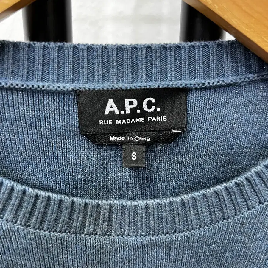 정품) APC 아페쎄 여성니트 S 구형아님