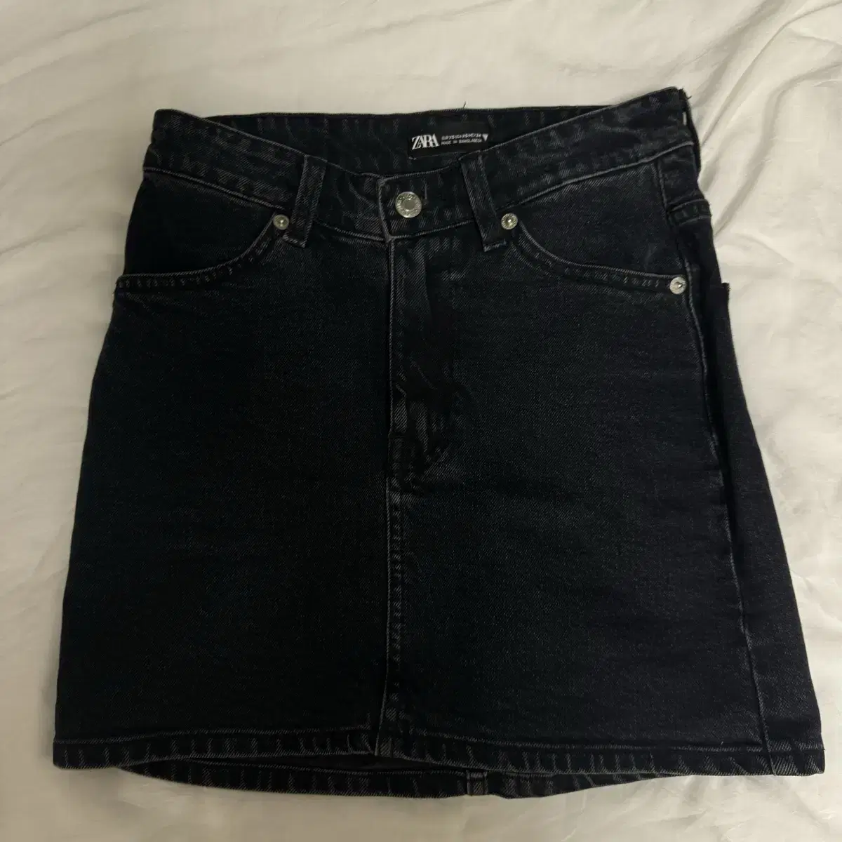 Zara Zara Jincheong Denim Skirt xs