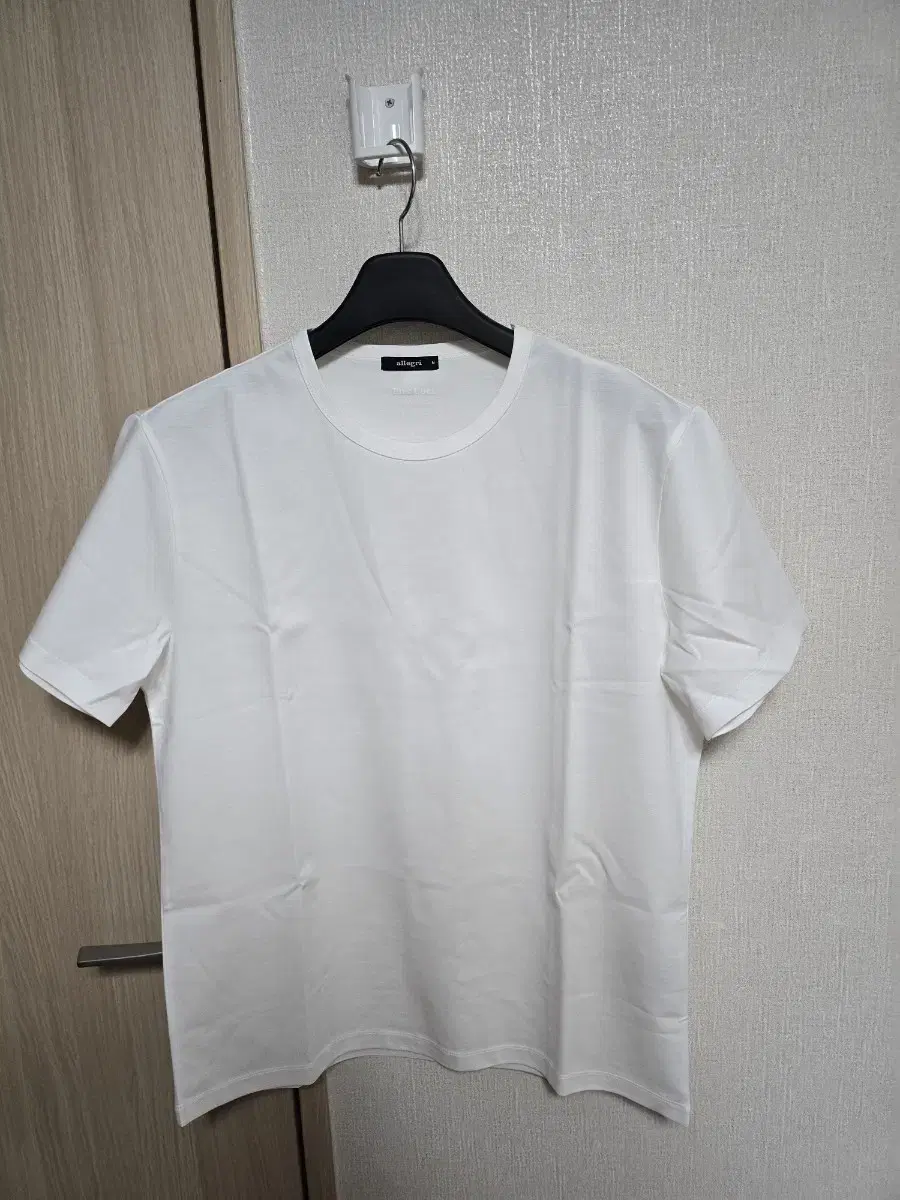 Allegri/Lux School White Short Sleeve/M