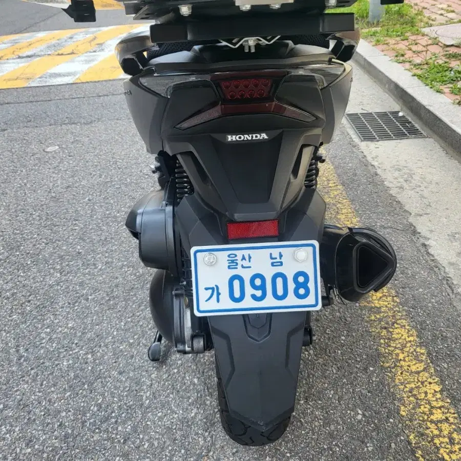 혼다 포르자300cc 팝니다.