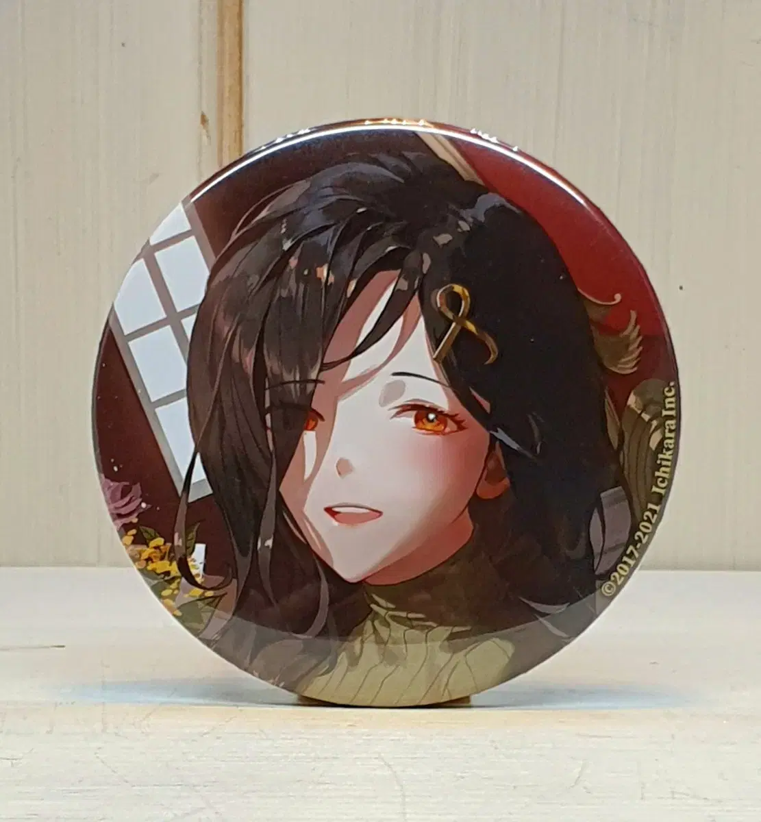 NIJISANJI Shirayuki Tomoe acrylic Stand & Can Badge