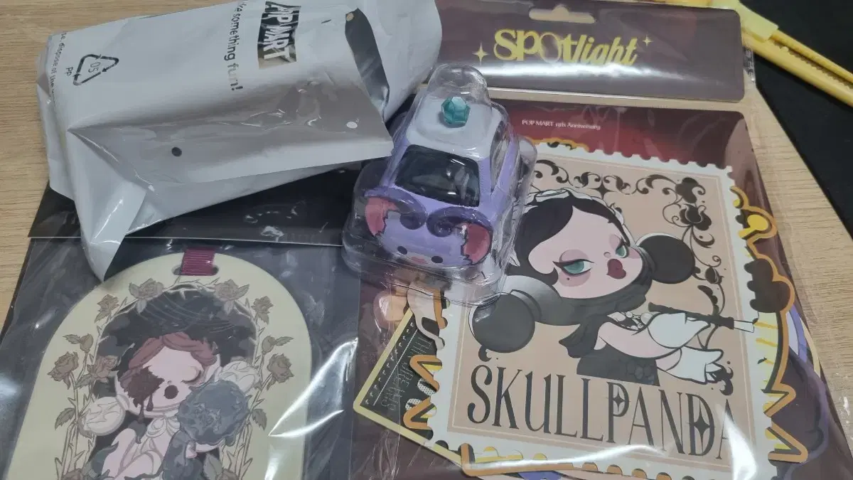 Skullpanda kard sticker