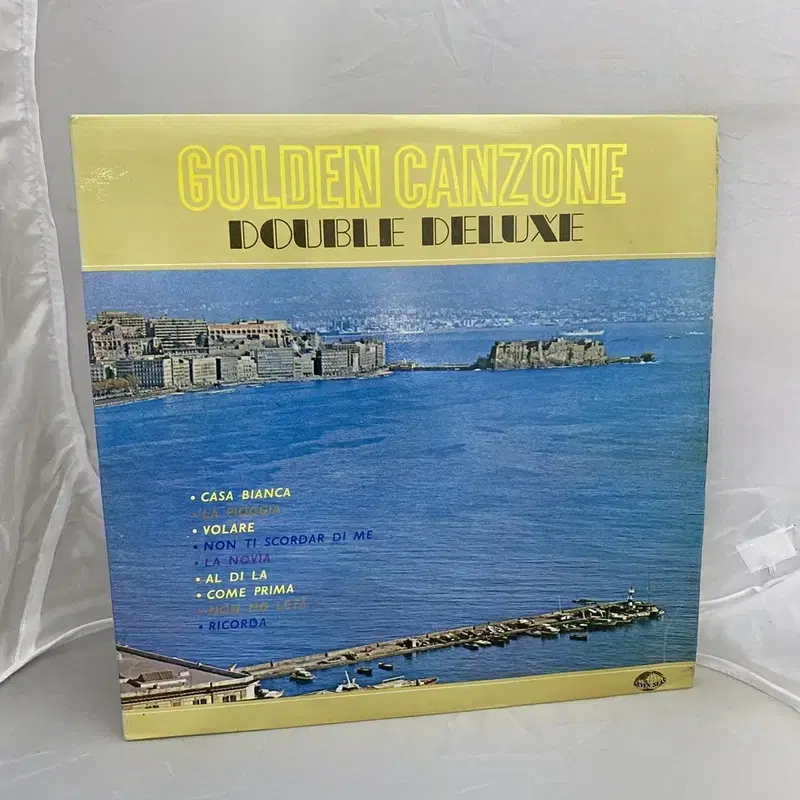 GOLDEN CANZONE LP / C2068