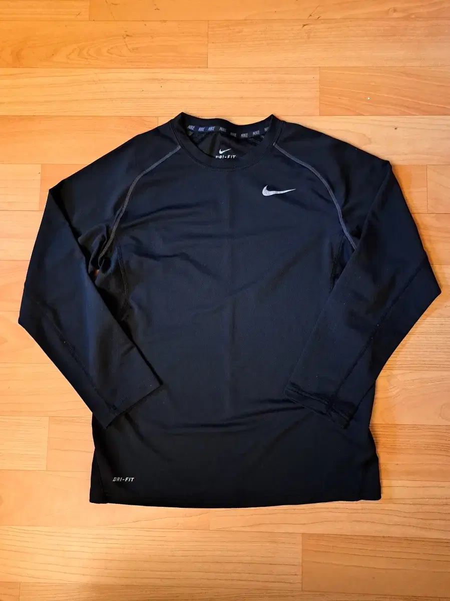 Nike DryFitTee