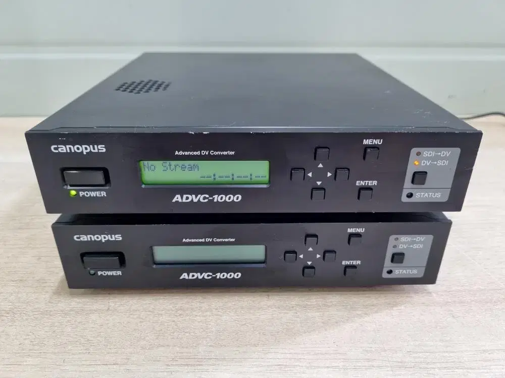 Canopus ADVC-1000 Advanced DV Converter.