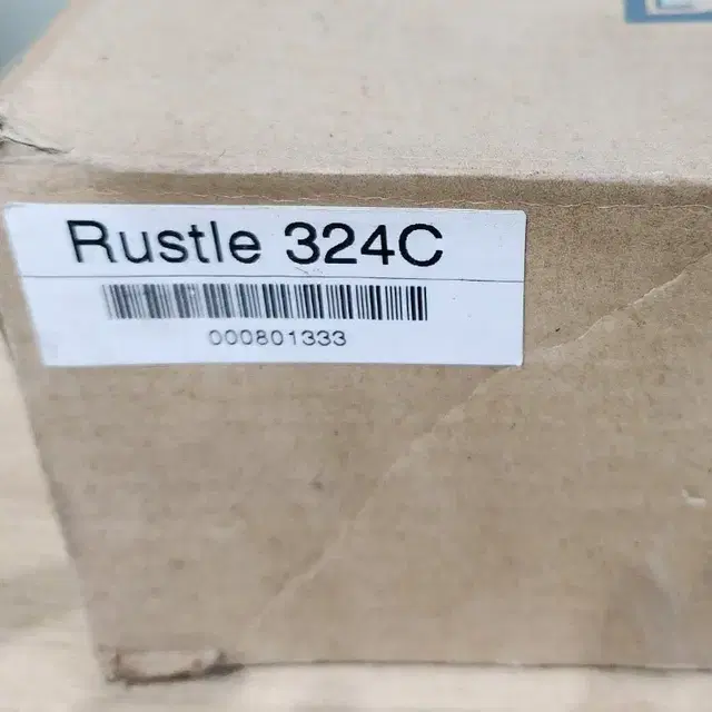 Rustle 324C Switch 워크 그룹용 스위치.