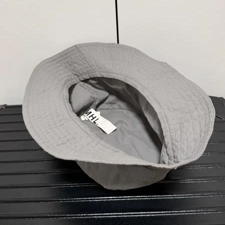 MARGARET HOWELL bucket hat