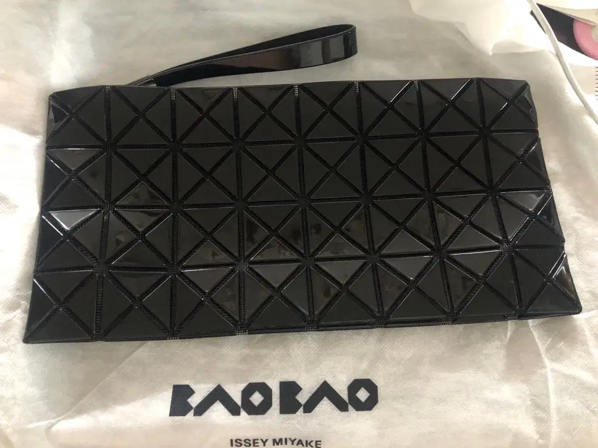 BAOBAO 클러치