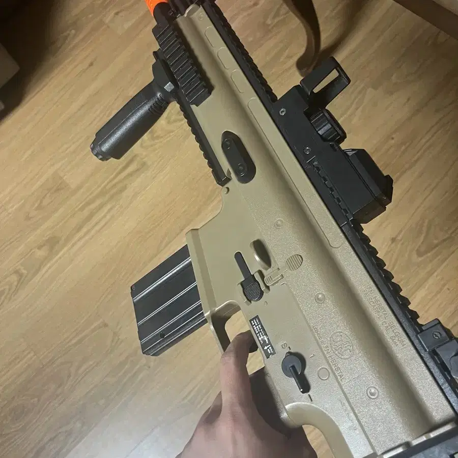 SCAR-L 전동 연발 비비탄총