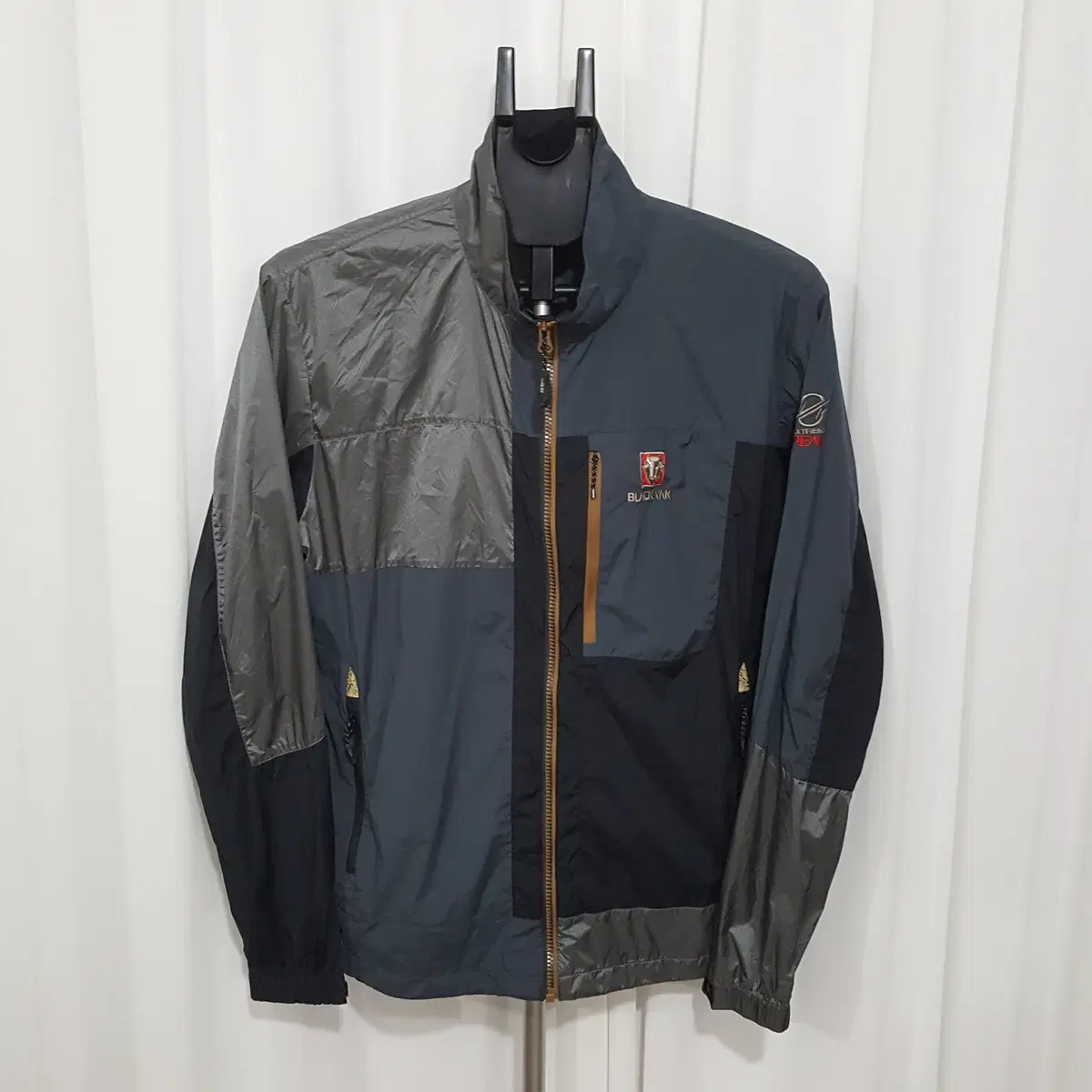 Blackyak Outdoor Double Layer Windbreaker 105 Size 7/8 Oilcloth