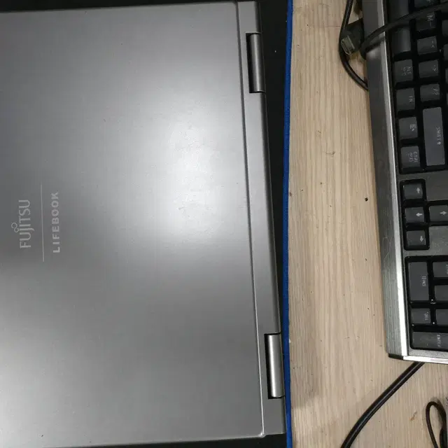 후지쯔 lifebook A6010 노트북 팝니다.