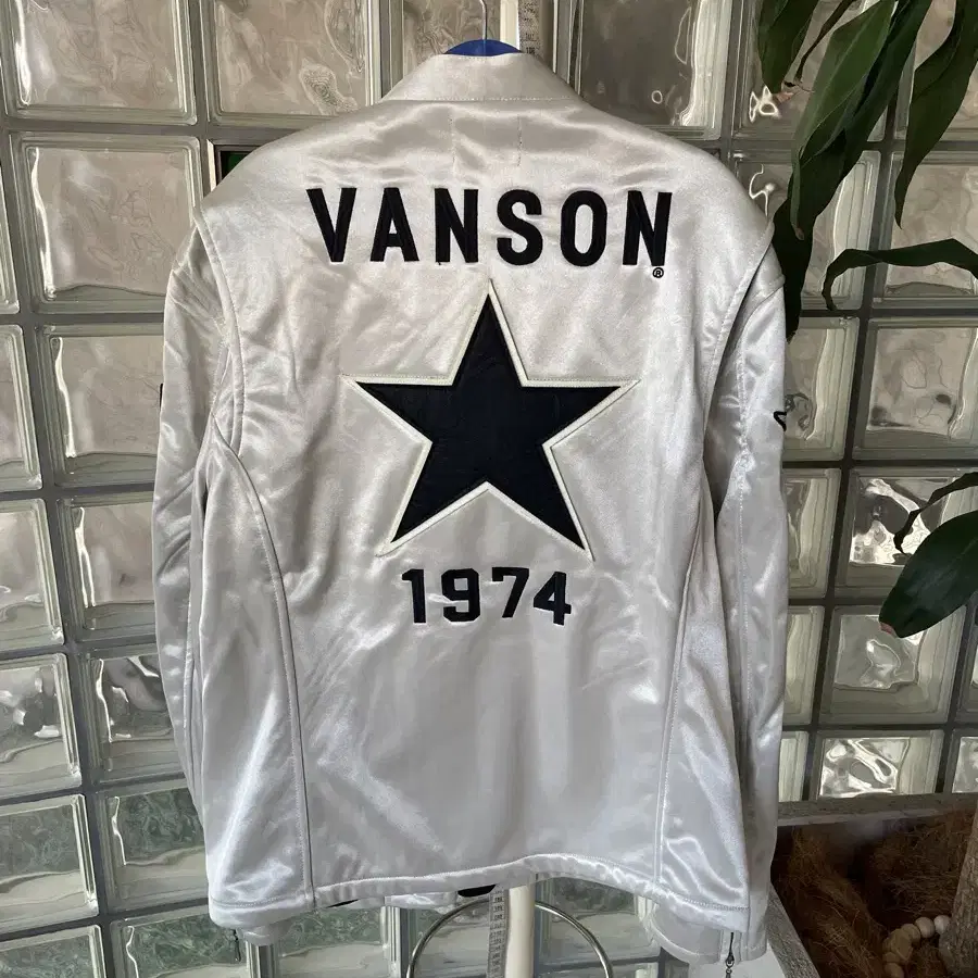 vanson onestar detail rider jacket