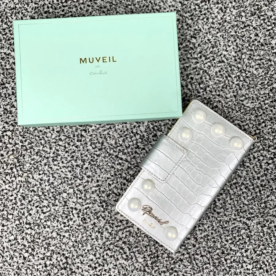 (정품/새상품) MUVEIL 뮤베일 실버 레더 폰 케이스 지갑