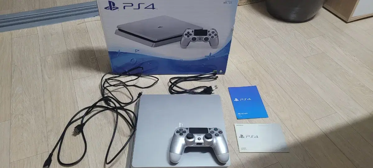 PS4 슬림 실버 에디션/한정판