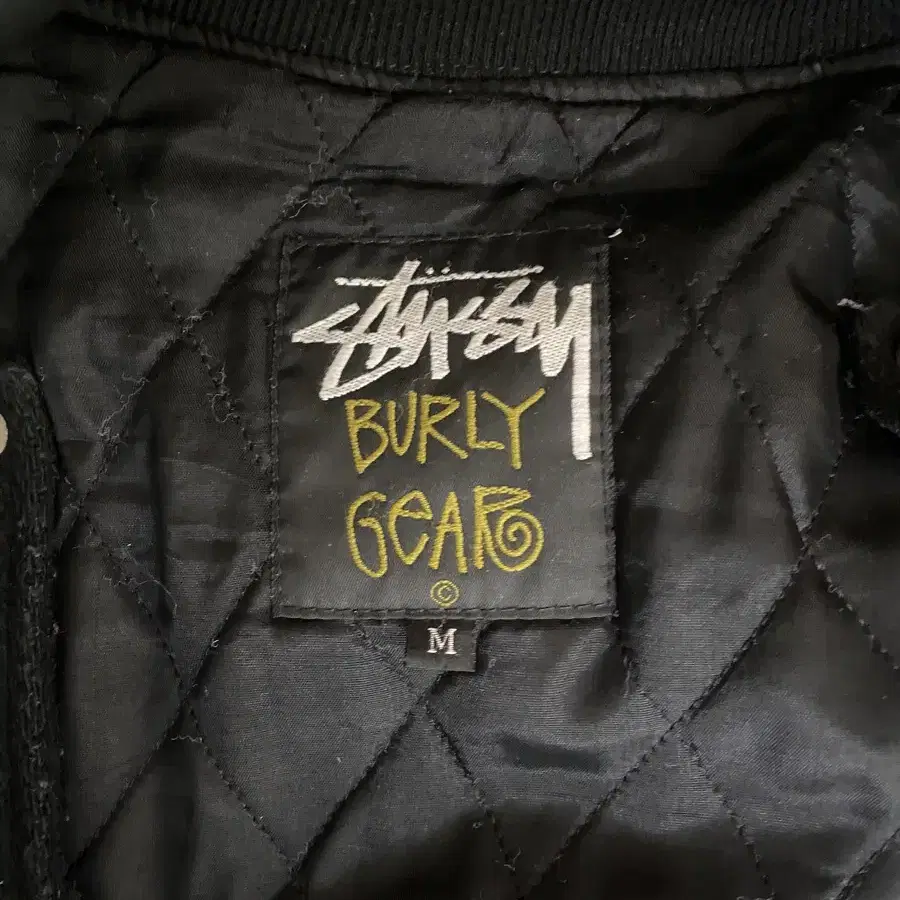 스투시 burly threads올드 바시티 M