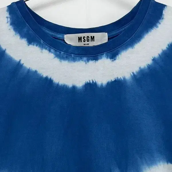 미디움 msgm 여자 트임 반팔 티셔츠 오버핏