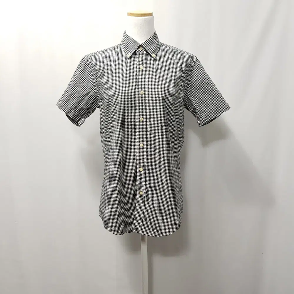 UNIQLO Check pattern seersucker short sleeve shirt WOMENS E751