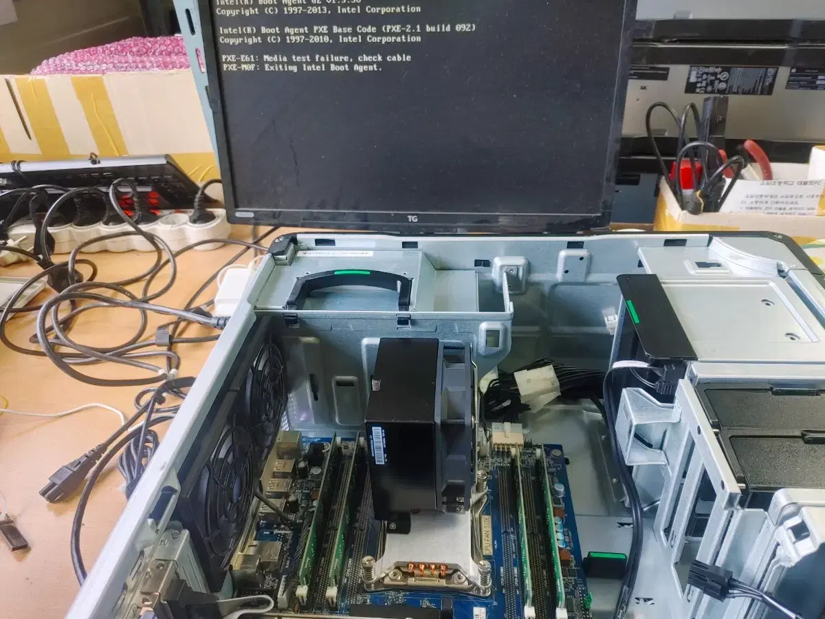 HP Z640 저렴하게 판매합니다.