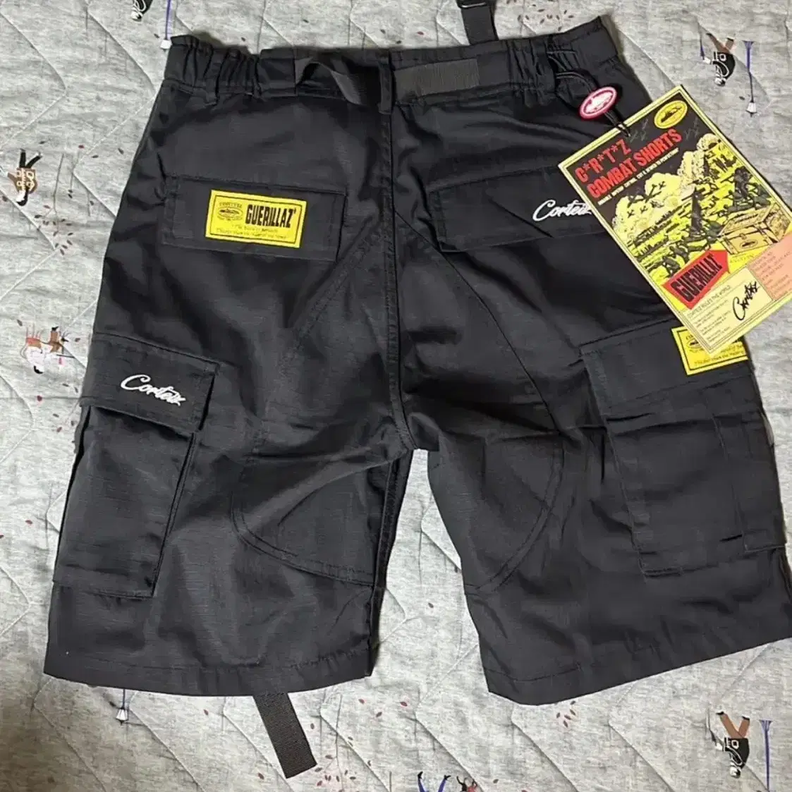 Corteiz cargo shorts 코르테이즈 카고 반 바지