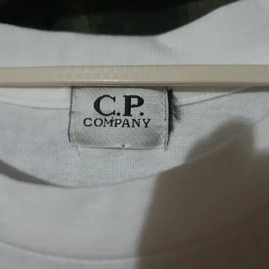 씨피컴퍼니 cp company M 반팔티 셔츠 중고미품