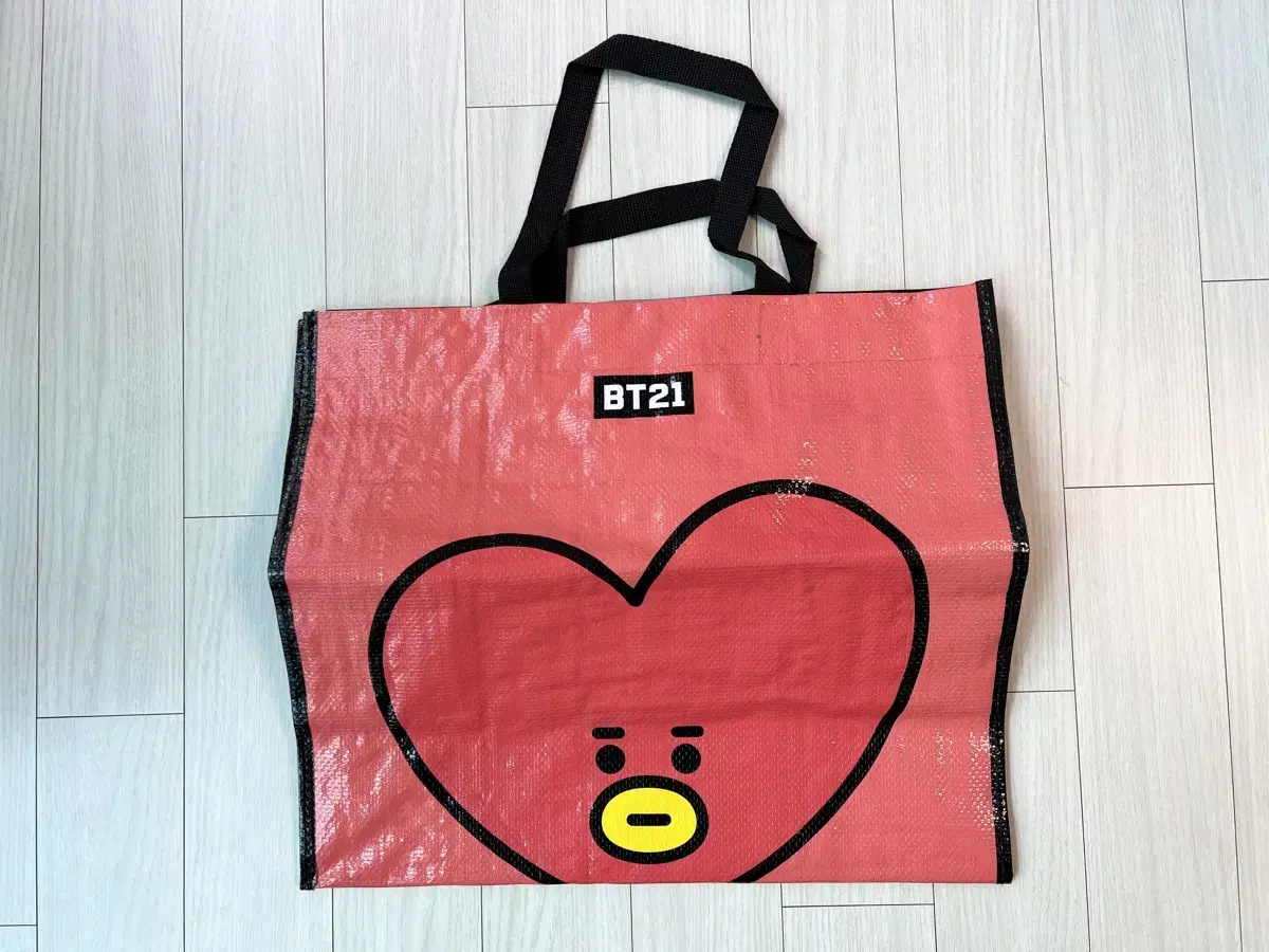 (NEW) BTS BT21 Tarpaulin Bag (Tata)